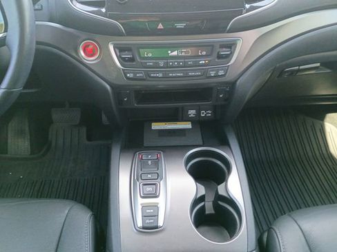 Used 2021 Honda Pilot Special Edition image 16