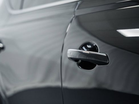 Used 2025 Genesis GV80 2.5T Prestige image 19