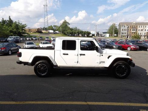 Used 2021 Jeep Gladiator Overland w/ Popular Equipment Package image 8