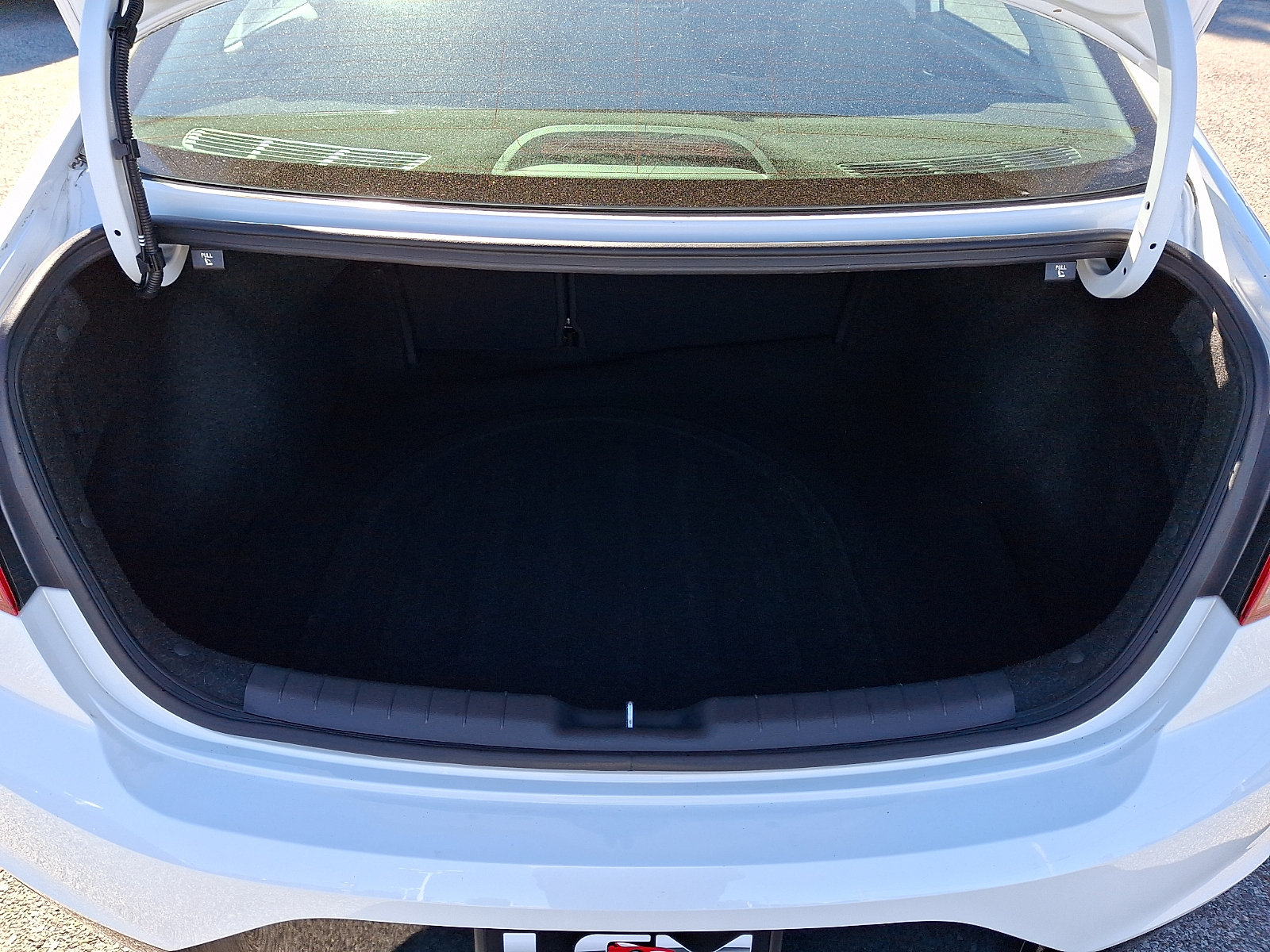 Used 2020 Hyundai Elantra Value Edition w/ Cargo Package (C1) FWD image 31