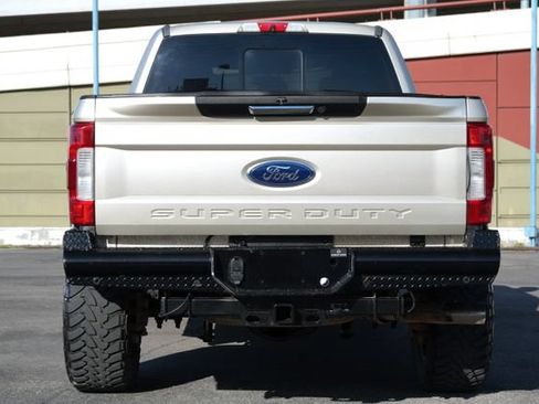 Used 2017 Ford F250 Lariat w/ Chrome Package AWD/4WD image 17