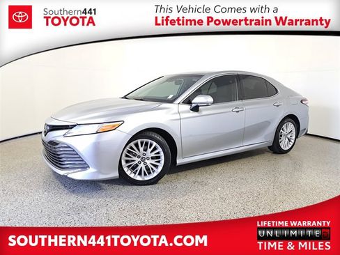 Used 2019 Toyota Camry XLE image 1