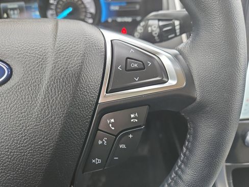 Certified 2022 Ford Edge SEL w/ Convenience Package image 15