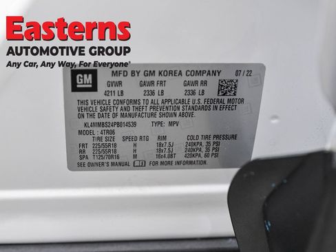 Used 2023 Buick Encore GX Preferred w/ Cold Weather Comfort Package FWD image 32