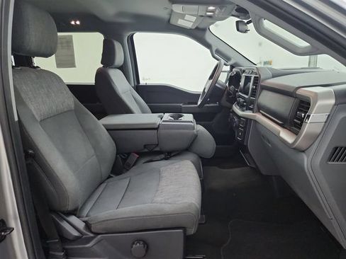 Used 2022 Ford F150 XLT w/ Trailer Tow Package AWD/4WD image 32