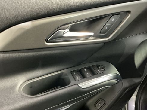 New 2026 Chevrolet Traverse LT w/ Midnight/Sport Edition FWD image 16