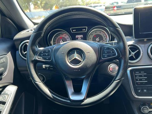 Used 2016 Mercedes-Benz GLA 250 4MATIC image 33