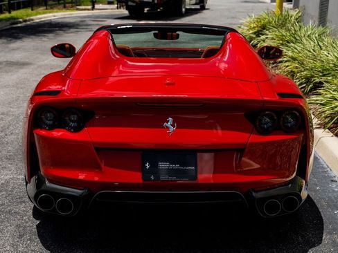 Used 2023 Ferrari 812 GTS RWD image 4