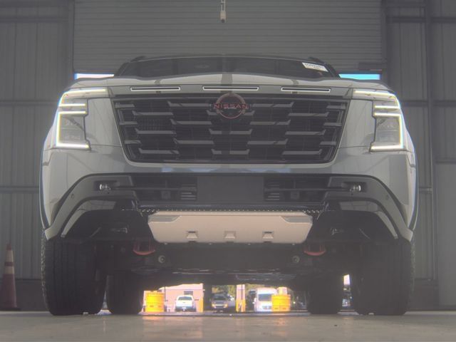 Used 2026 Nissan Armada PRO-4X AWD/4WD image 5