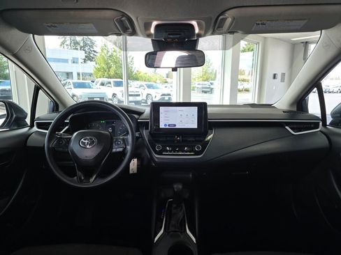 Used 2024 Toyota Corolla LE image 33