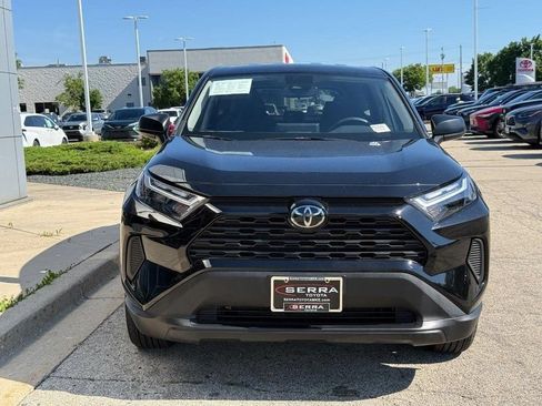 Used 2025 Toyota RAV4 LE FWD image 8