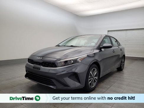 Used 2022 Kia Forte LXS image 1