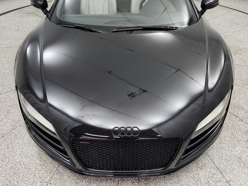 Used 2011 Audi R8 V10 w/ Enhanced Leather Pkg AWD/4WD image 38