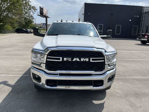 Certified 2022 RAM 3500 Tradesman w/ Chrome Appearance Group AWD/4WD image 3