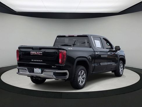 Certified 2022 GMC Sierra 1500 SLT w/ Driver Alert Package I AWD/4WD image 9
