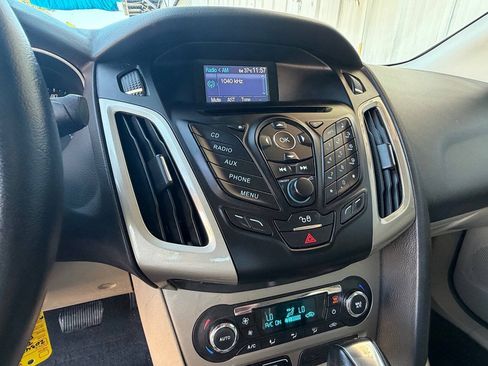 Used 2012 Ford Focus SEL FWD image 23