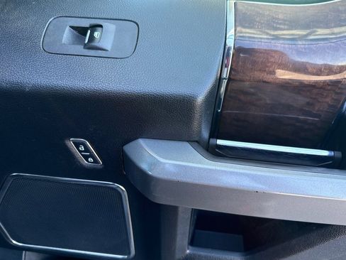 Used 2017 Ford F350 Platinum AWD/4WD image 19