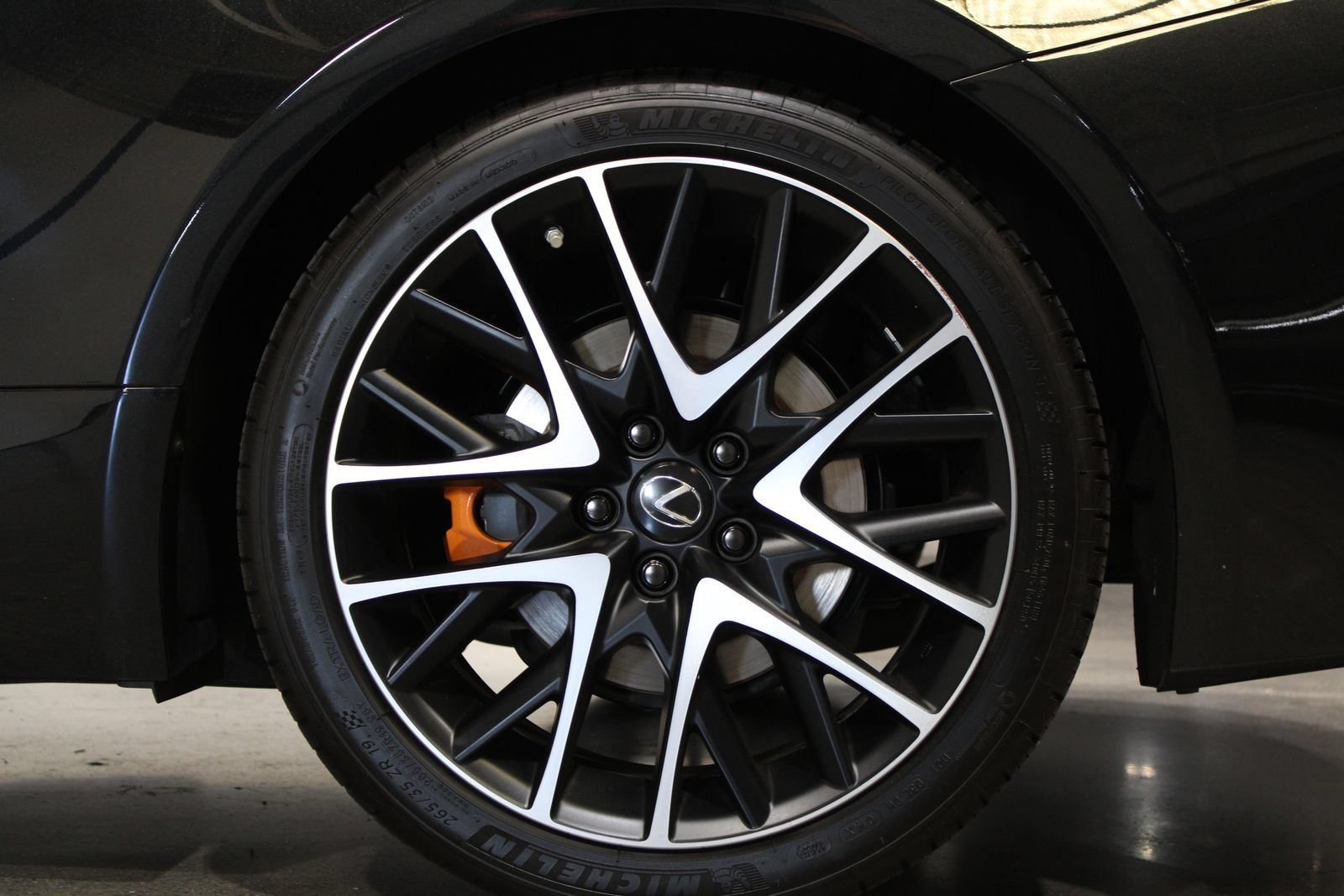 Used 2018 Lexus RC 350 RWD image 12