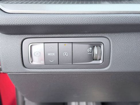 New 2026 Chevrolet Traverse LT FWD image 12