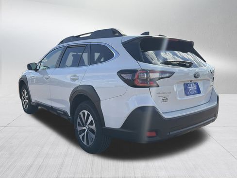 Certified 2024 Subaru Outback Premium image 5