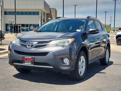 Used 2013 Toyota RAV4 XLE AWD/4WD image 8