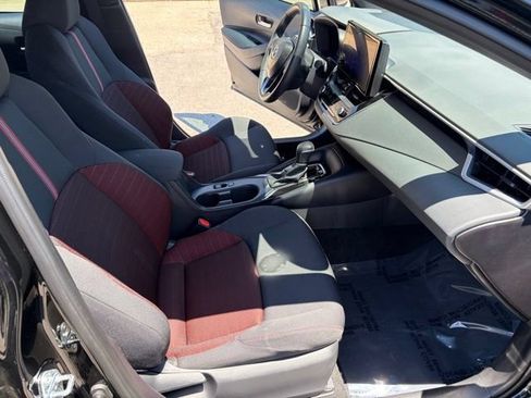 Used 2026 Toyota Corolla SE FWD image 34