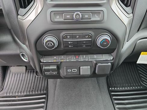 New 2026 Chevrolet Silverado 1500 Custom Trail Boss w/ LPO, Dark Essentials Package image 15