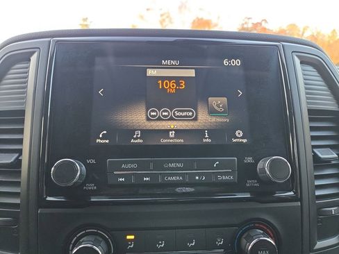 Used 2024 Nissan Titan SV w/ Accessory Utility Package image 21