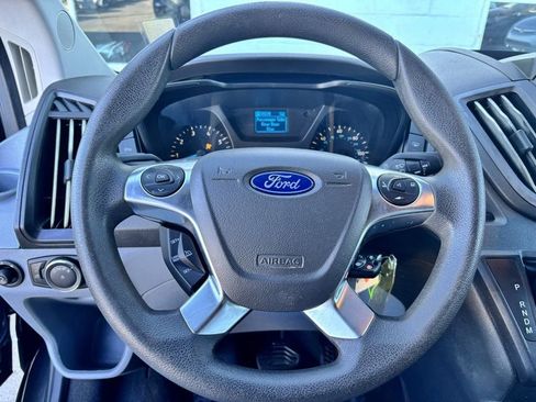 Used 2019 Ford Transit 350 XLT image 6