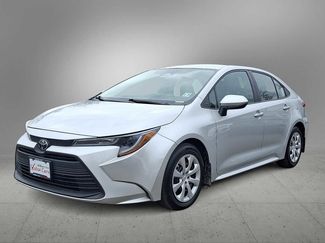 Used 2024 Toyota Corolla LE video 1