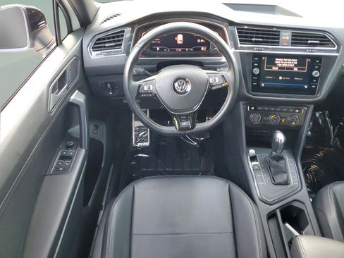 Used 2019 Volkswagen Tiguan S FWD image 10