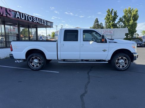 Used 2012 Ford F250 Lariat w/ Lariat Ultimate Pkg AWD/4WD image 2