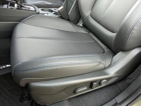 Used 2025 Subaru Forester Limited image 4