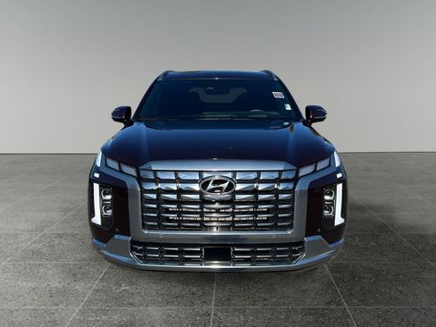 Used 2025 Hyundai Palisade Calligraphy image 2
