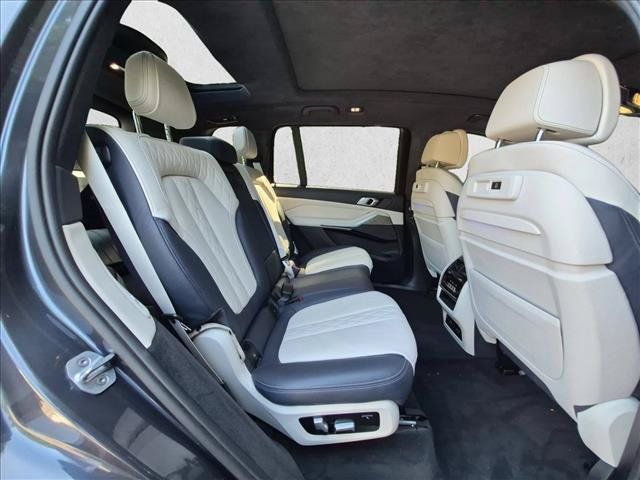 Used 2019 BMW X7 xDrive50i w/ Executive Package AWD/4WD image 24