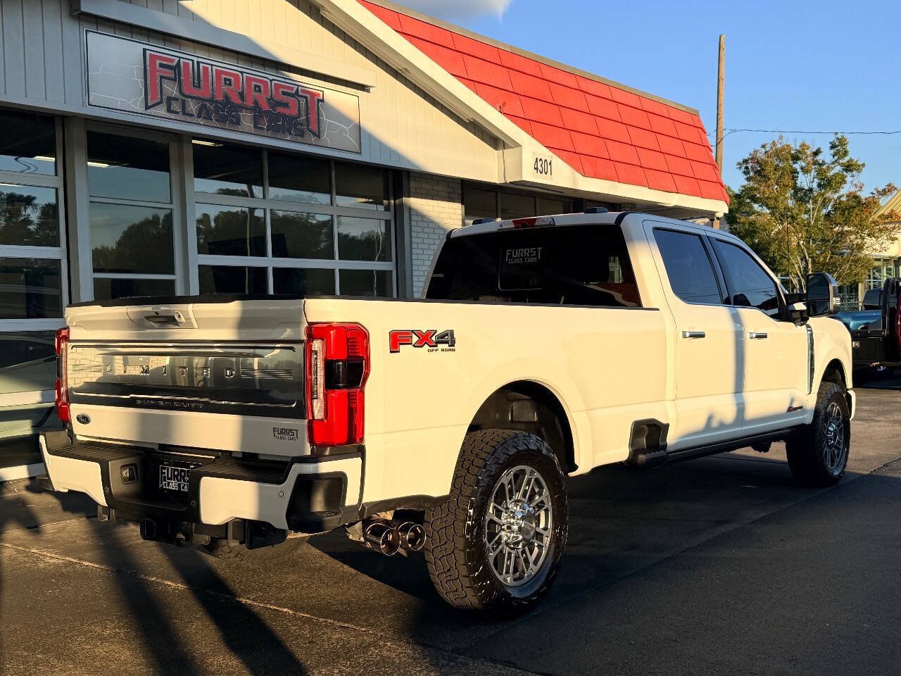 Used 2024 Ford F350 Limited w/ FX4 Off-Road Package AWD/4WD image 3