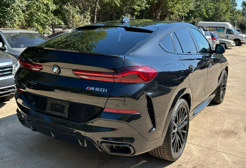 Used 2021 BMW X6 M50i AWD/4WD image 3