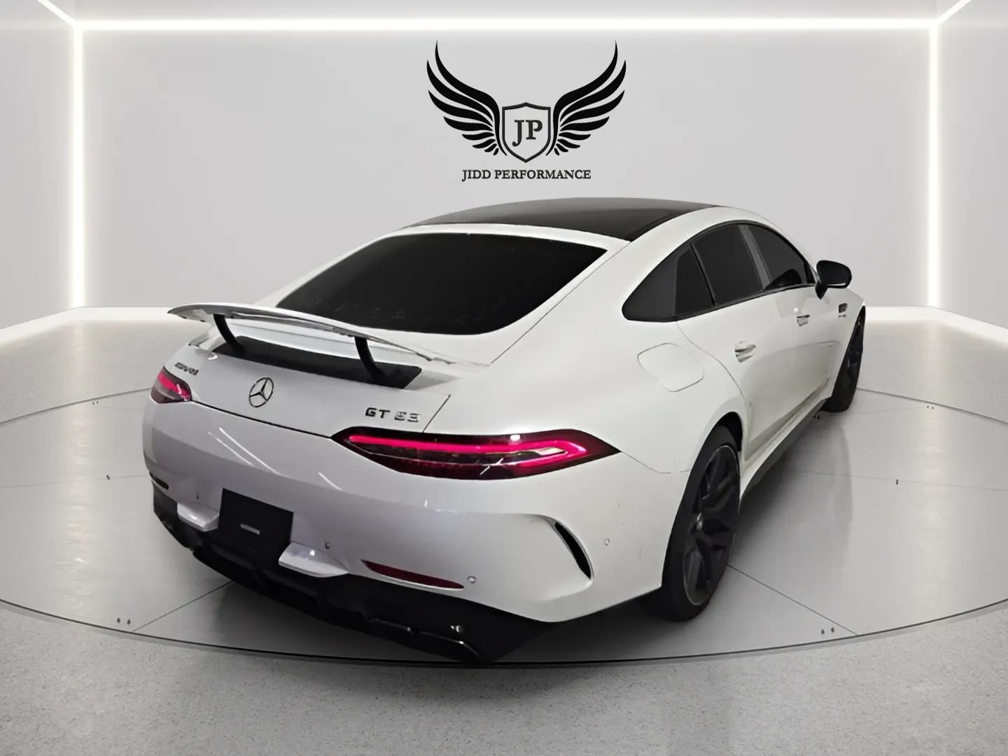 Used 2021 Mercedes-Benz AMG GT 63 w/ Driver Assistance Package image 4