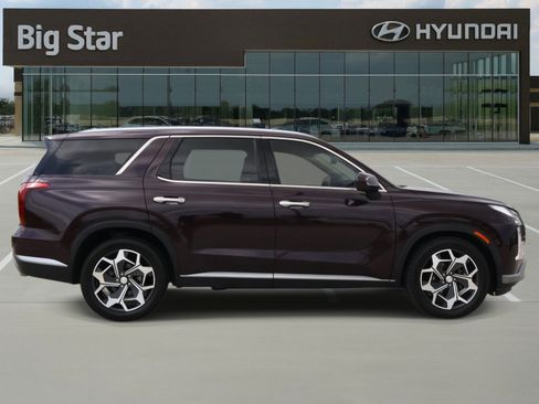 Used 2023 Hyundai Palisade SEL FWD image 5