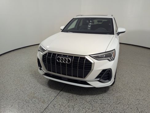 New 2025 Audi Q3 2.0T Premium image 3