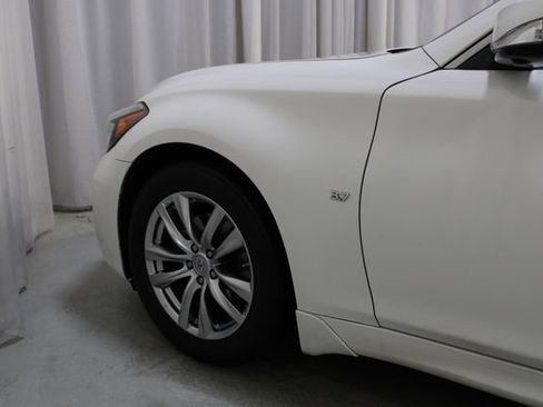 Used 2015 INFINITI Q70 3.7 RWD image 31