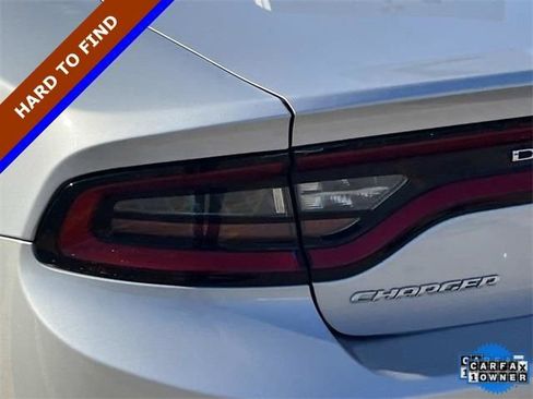 Used 2023 Dodge Charger SXT image 10