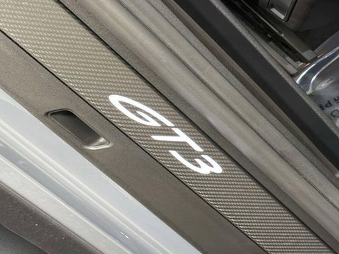Used 2026 Porsche 911 GT3 w/ Weissach Package RWD image 25
