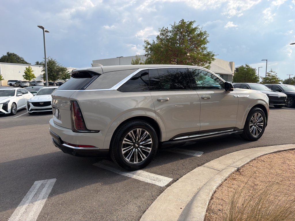 Certified 2026 Cadillac Escalade IQ Luxury 1 AWD/4WD image 9