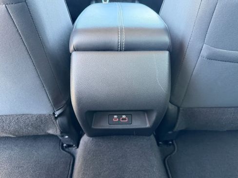 Certified 2025 Nissan Altima 2.5 SV FWD image 18