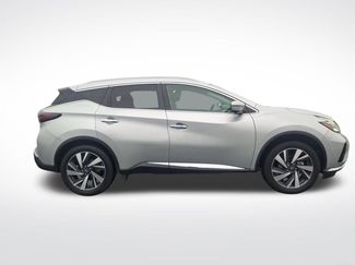 Used 2023 Nissan Murano SL video 2