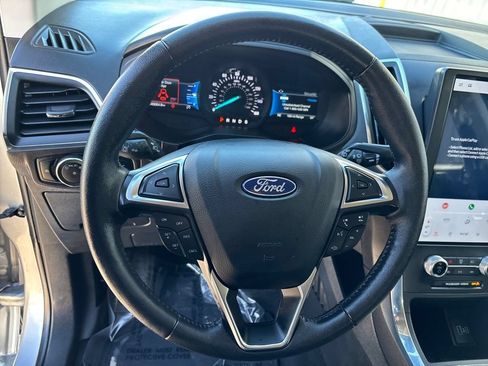 Used 2024 Ford Edge Titanium AWD/4WD image 14