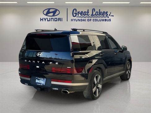 Used 2025 Hyundai Santa Fe Limited image 5