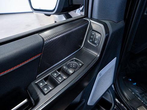 Used 2025 Ford F150 Raptor AWD/4WD image 27