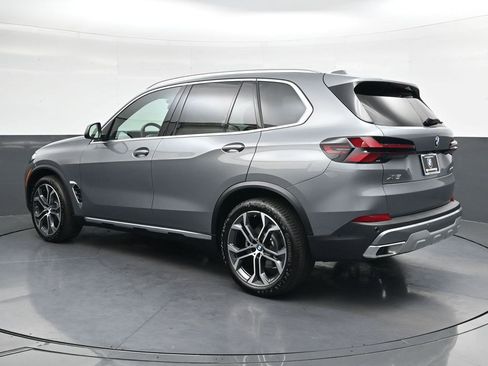 Used 2026 BMW X5 xDrive40i w/ Climate Comfort Package AWD/4WD image 6